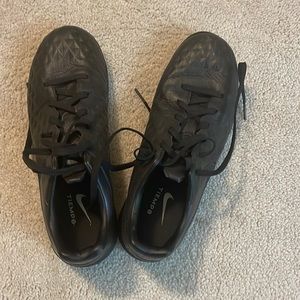 Nike tiempo indoor / court shoes, color is black/Greyish, metallic